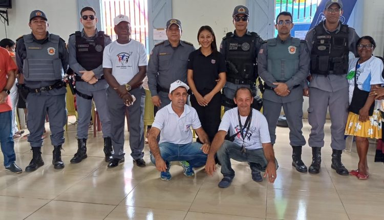 AÇÃO SOCIAL EM HOMENAGEM AO DIA DAS MÃES NA CIDADE OLÍMPIC
