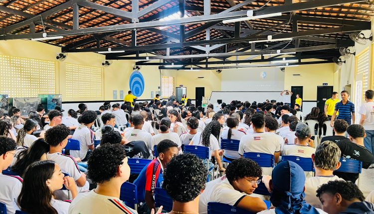 A CONVITE DA PROMOTORA CRISTIANE LAGO, PACTO PELA PAZ PARTICIPA DE PALESTRA NO IEMA