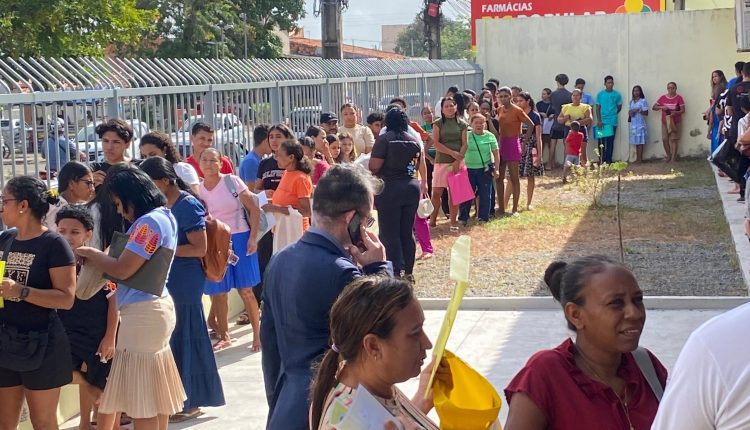 PACTO PELA PAZ, INSTITUTO MAIS DIGNO, IDENT, TER, SINE, EQUATORIAL, SEDIHPOP E PARCEIROS REALIZAM GRANDE AÇÃO SOCIAL NO BAIRRO JARDIM AMÉRICA