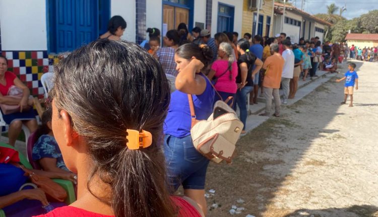 PACTO PELA PAZ/SSP E SEDIHPOP REALIZAM MEGA AÇÃO SOCIAL NA CIDADE DE PAULINO NEVES COM O APOIO DO INSTITUTO DE IDENTIFICAÇÃO, SEDES, SEFAZ, TER, PREFEITURA MUNICIPAL E PARCEIROS LOCAIS